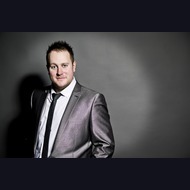 Solo Act: A Swing & Soul Man - Kevin Hill Jnr
