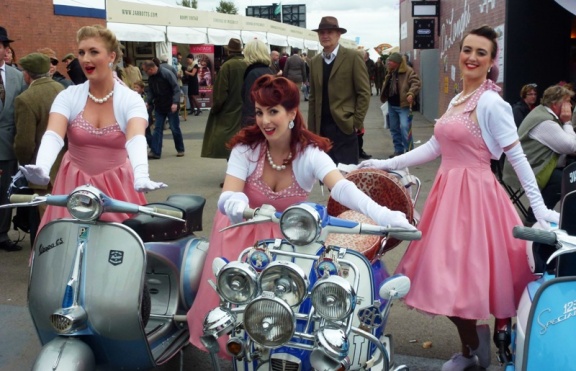 The Candy Girls - 1940's & WWII - Scott Jordan Entertainment